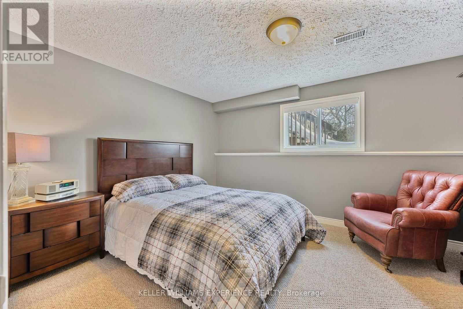 5 MOREAU COURT Image 14