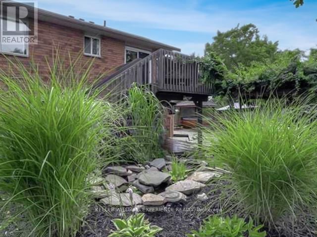 5 MOREAU COURT Image 17