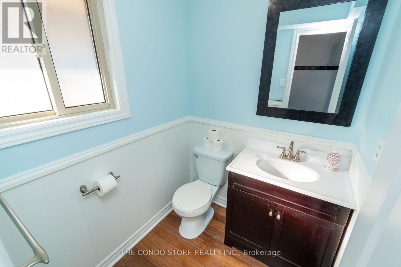 32 - 10 SAWMILL ROAD Image 11