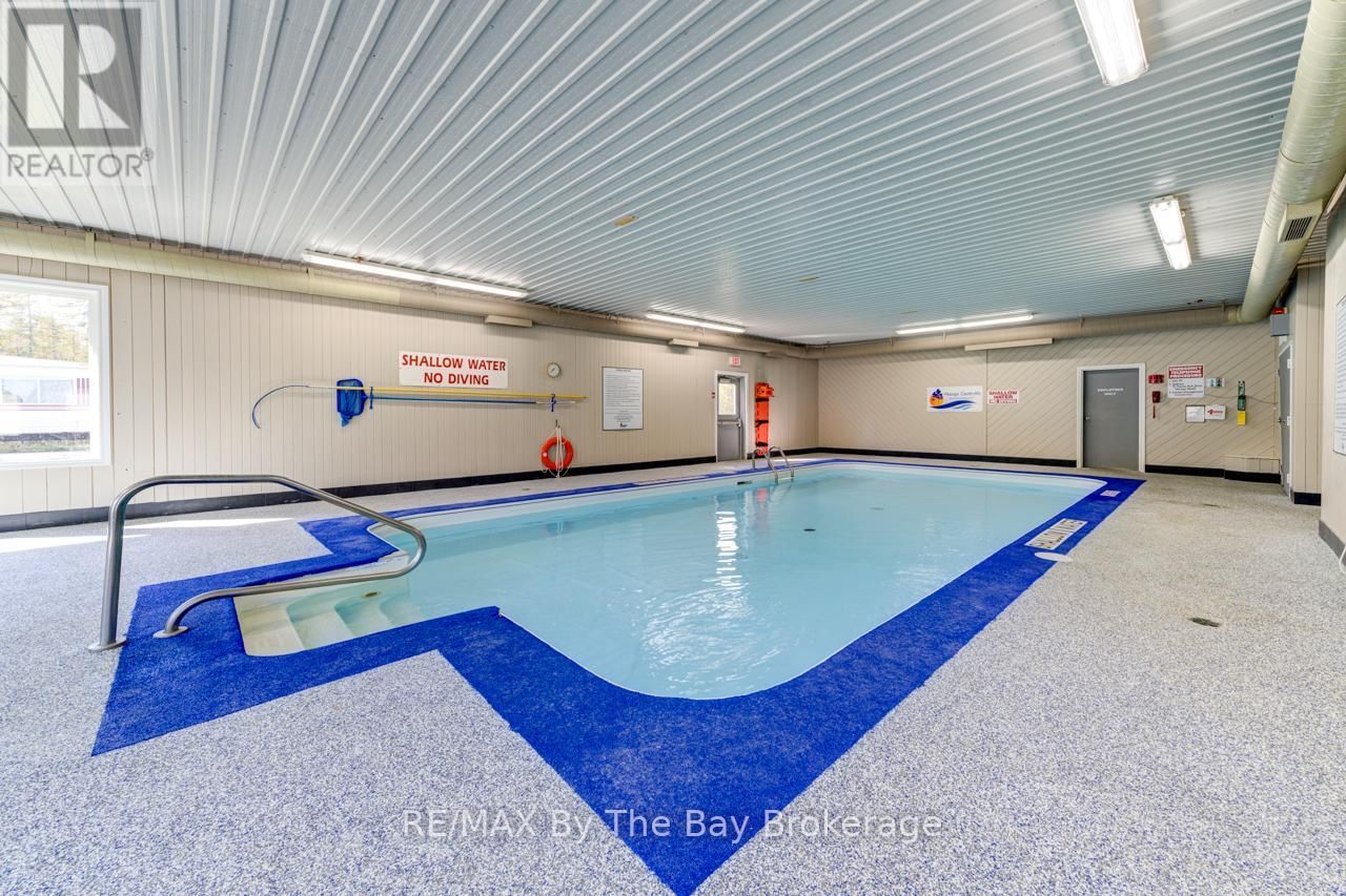 6 HURON CIRCLE Image 46