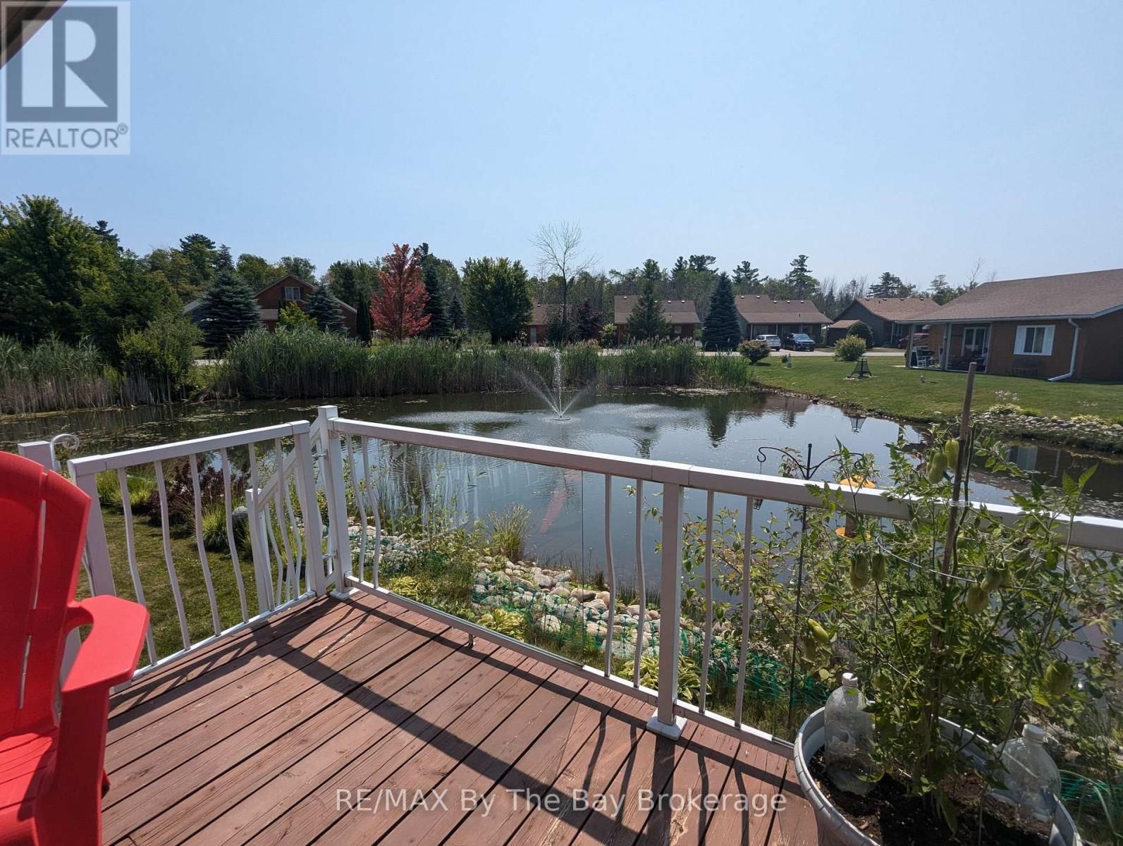 6 HURON CIRCLE Image 8