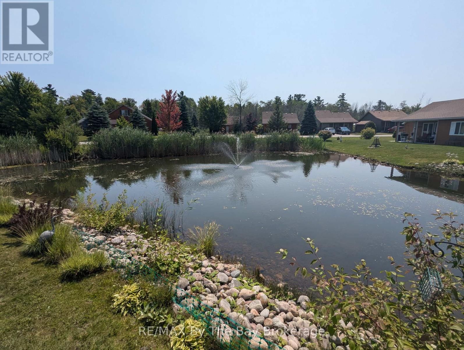 6 HURON CIRCLE Image 9