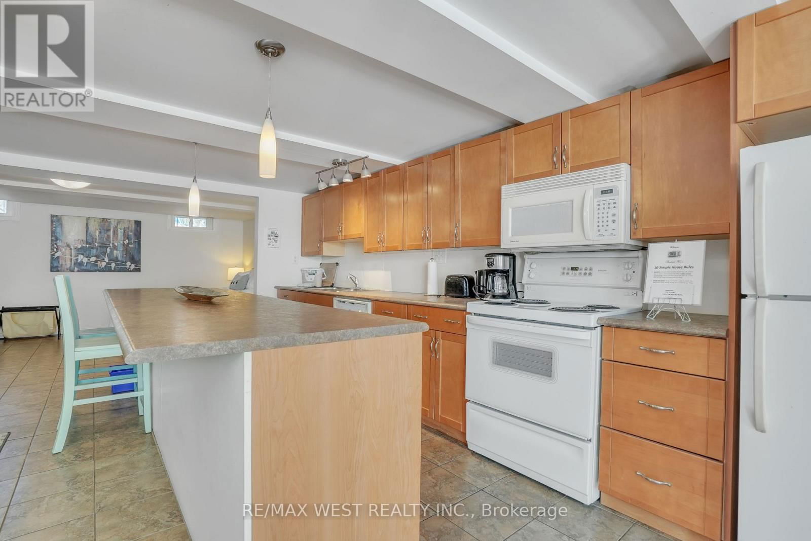 15 PARKSIDE DRIVE Image 11