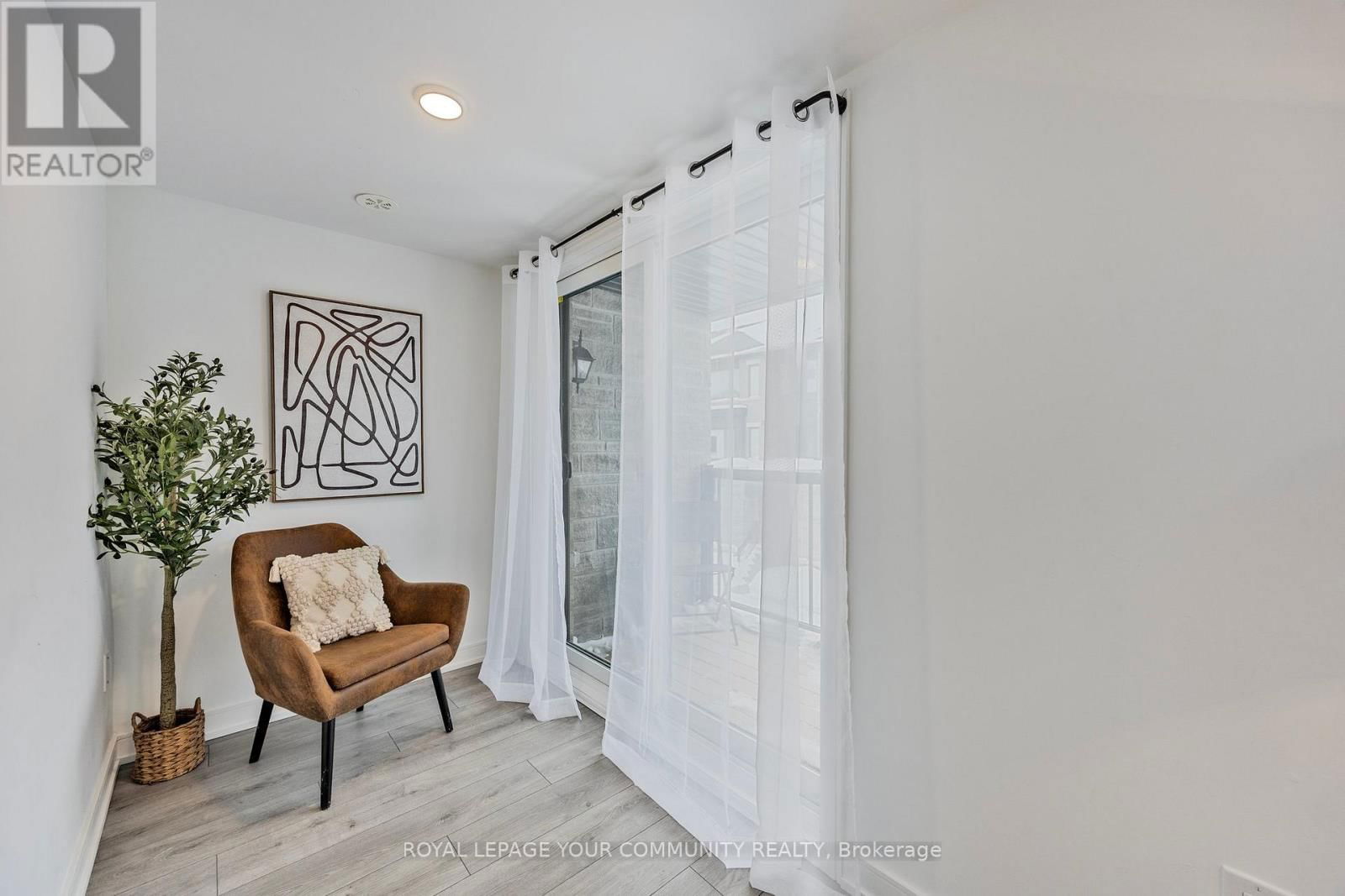 66 APPLETREE LANE Image 10