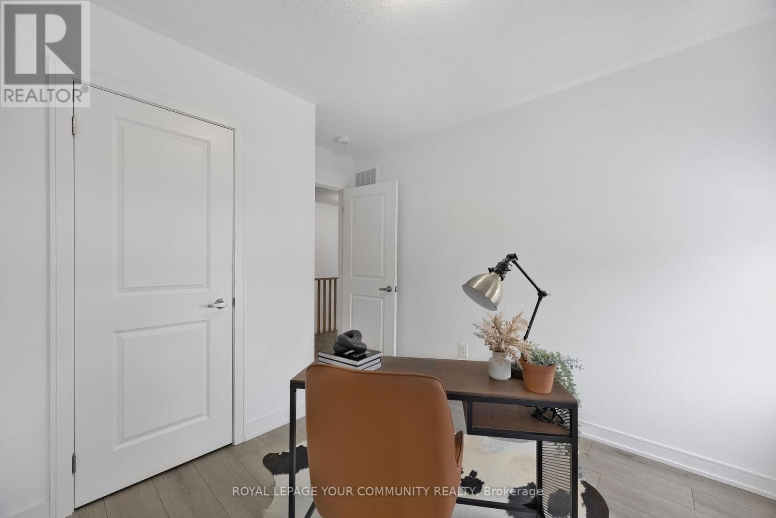 66 APPLETREE LANE Image 31