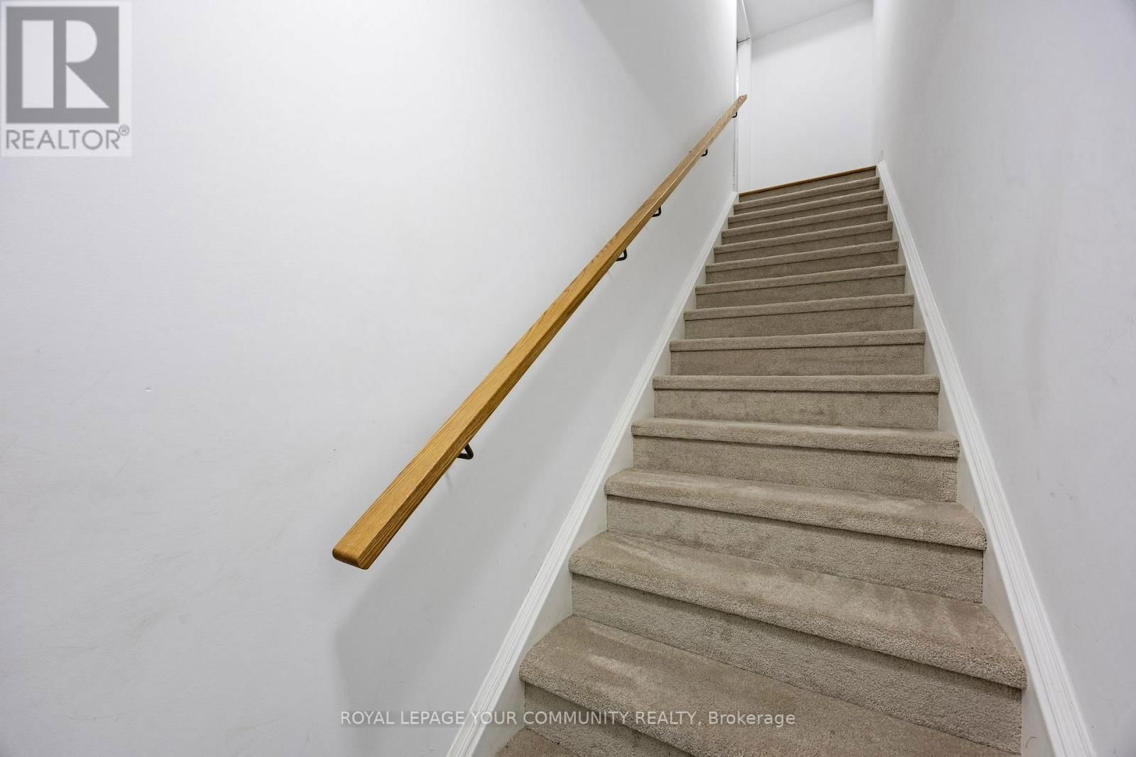 66 APPLETREE LANE Image 4