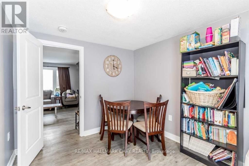 266 GALLOWAY BOULEVARD Image 6