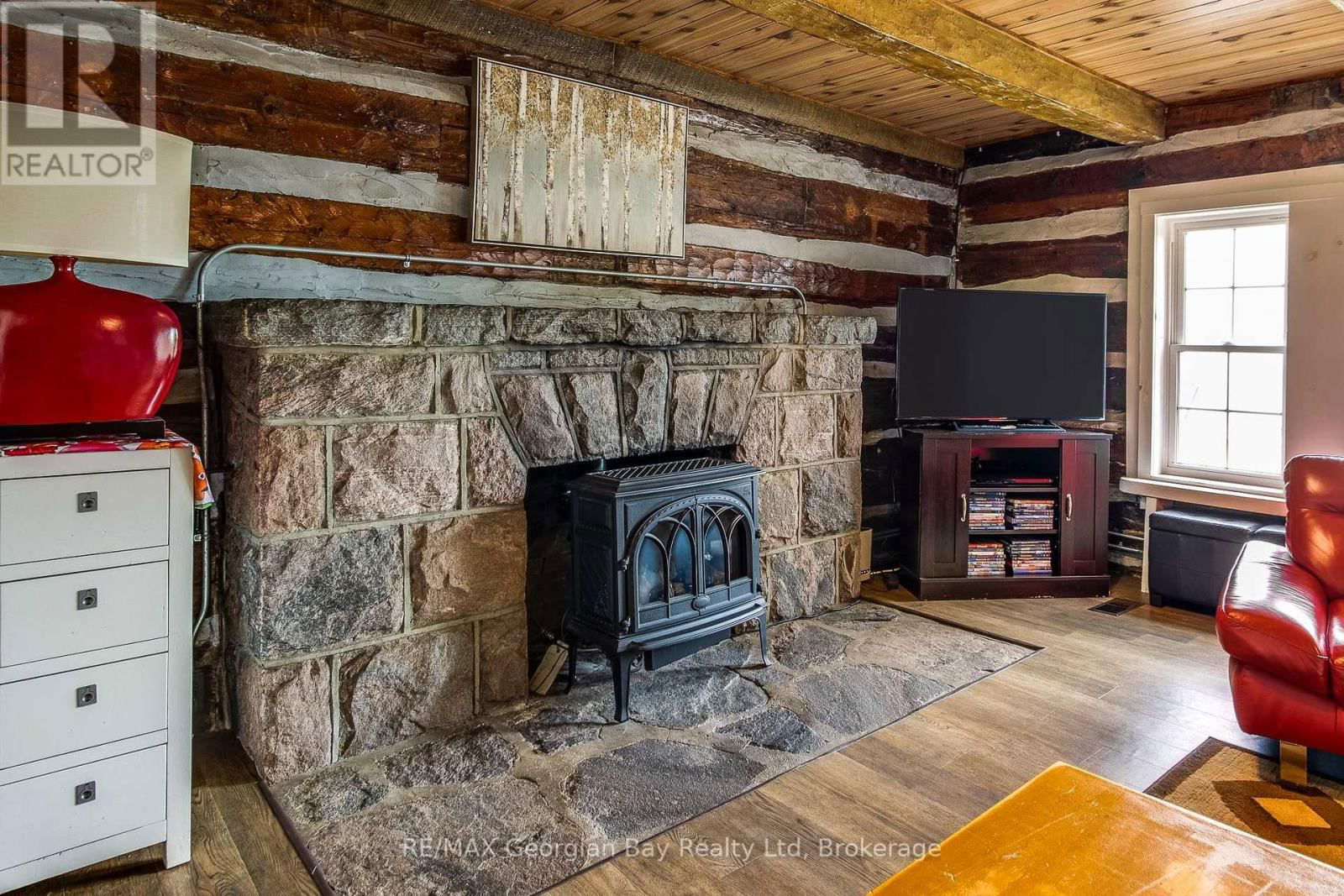 83 BEACH ROAD Image 10
