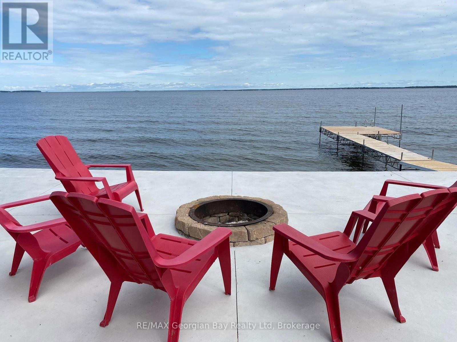 83 BEACH ROAD Image 19