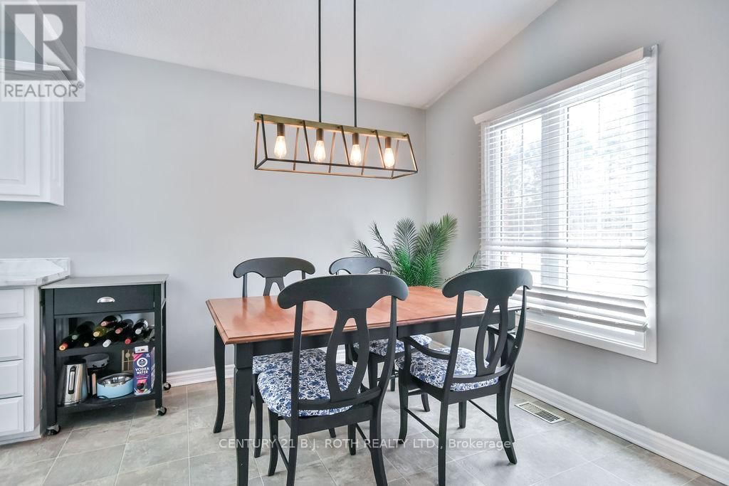 21 LUELLA BOULEVARD Image 14