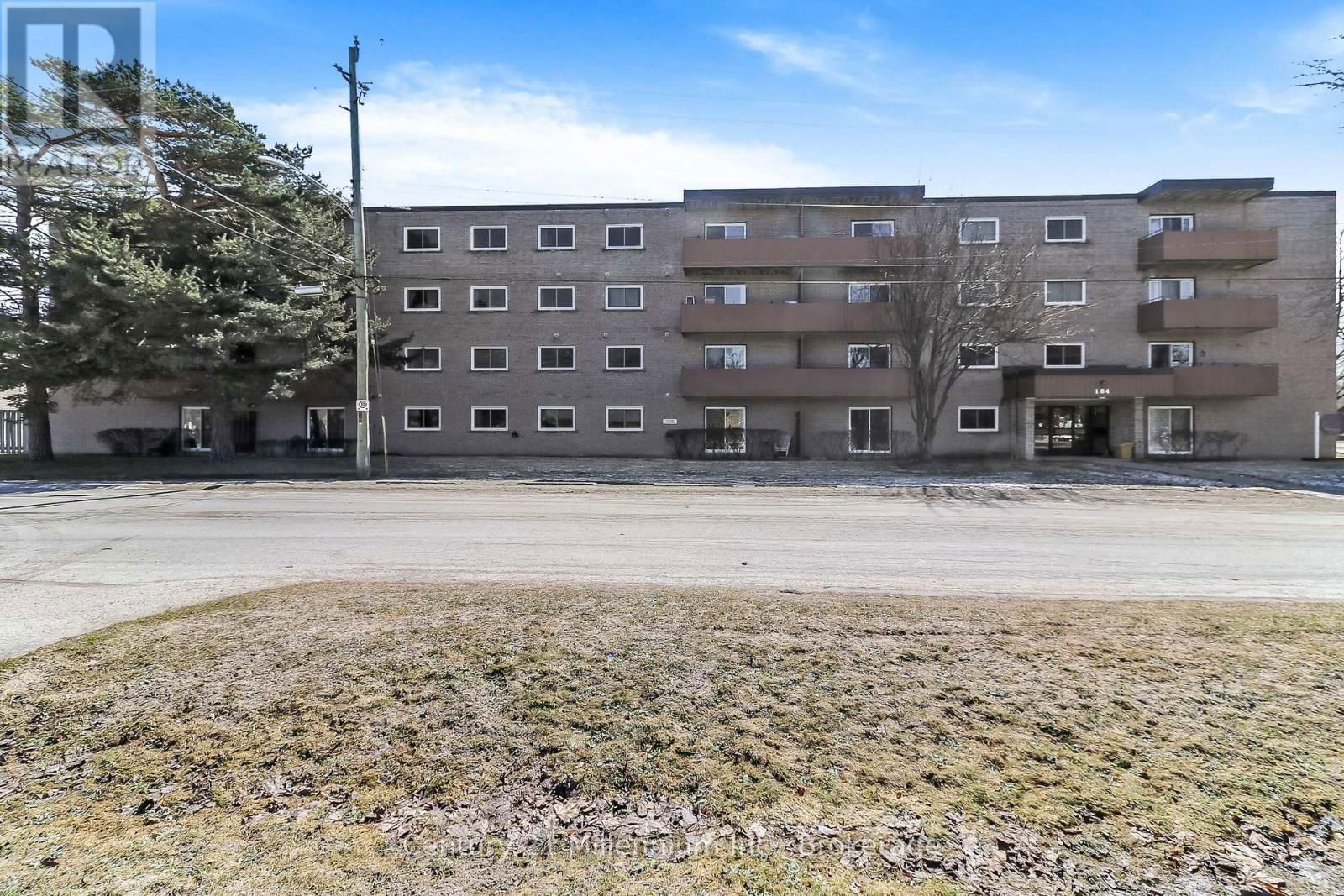 406 - 184 EIGHTH STREET Image 18