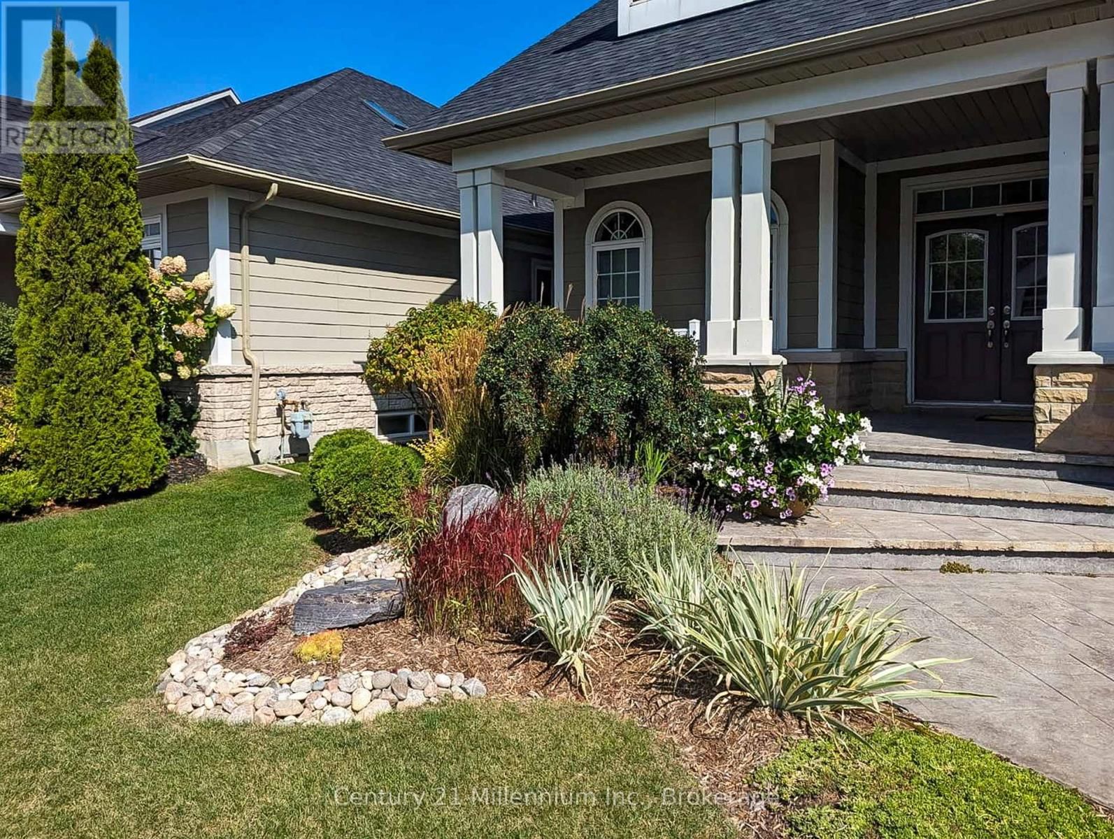 7 CLUBHOUSE DRIVE Image 3