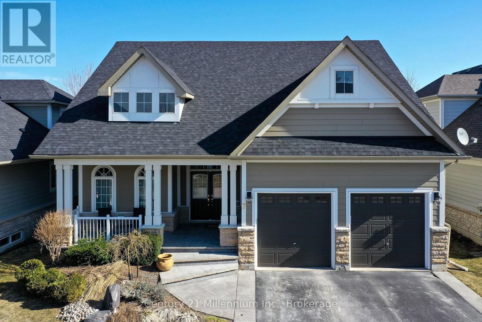 7 CLUBHOUSE DRIVE Image 4