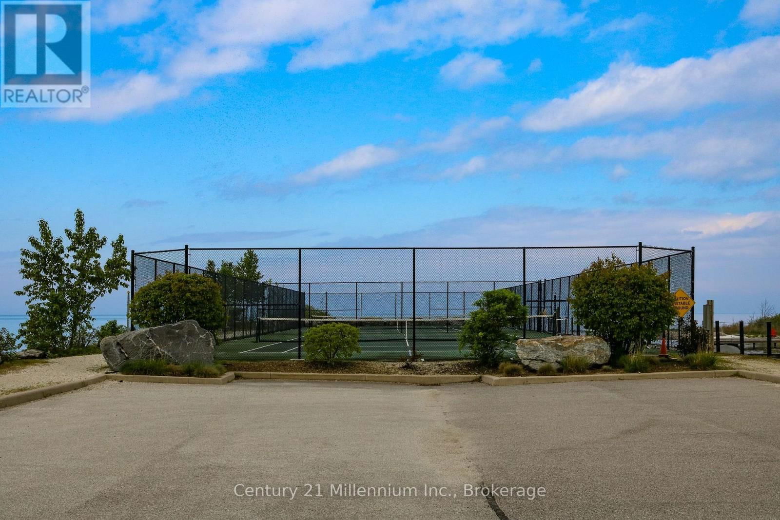 7 CLUBHOUSE DRIVE Image 43