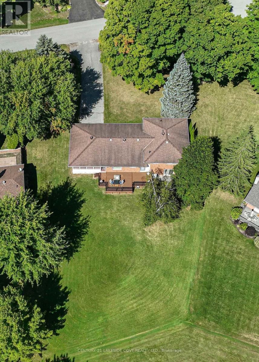 27 THICKETWOOD PLACE Image 39