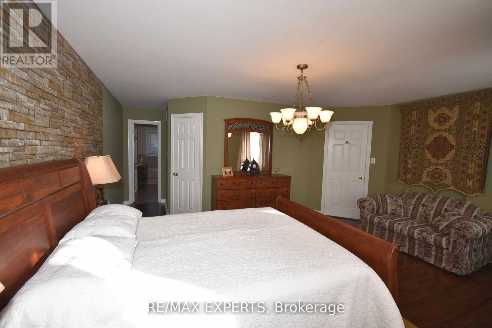 5 KELSEY CRESCENT Image 23
