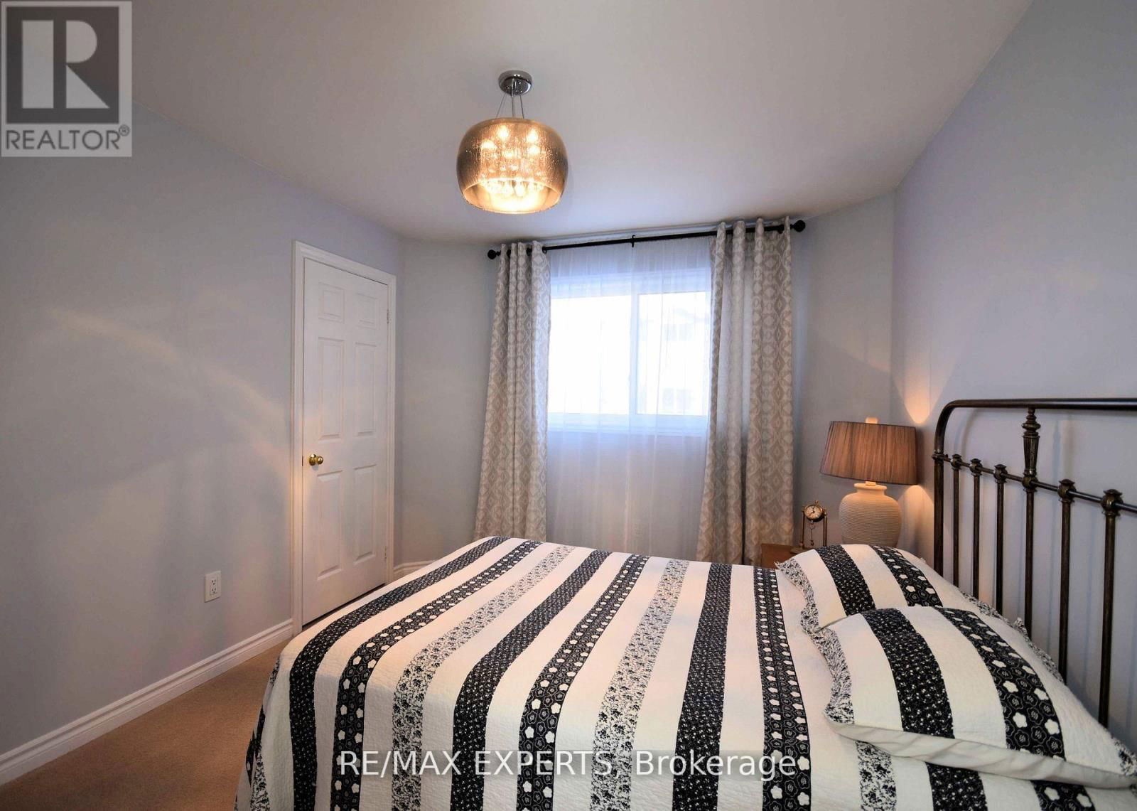 5 KELSEY CRESCENT Image 29