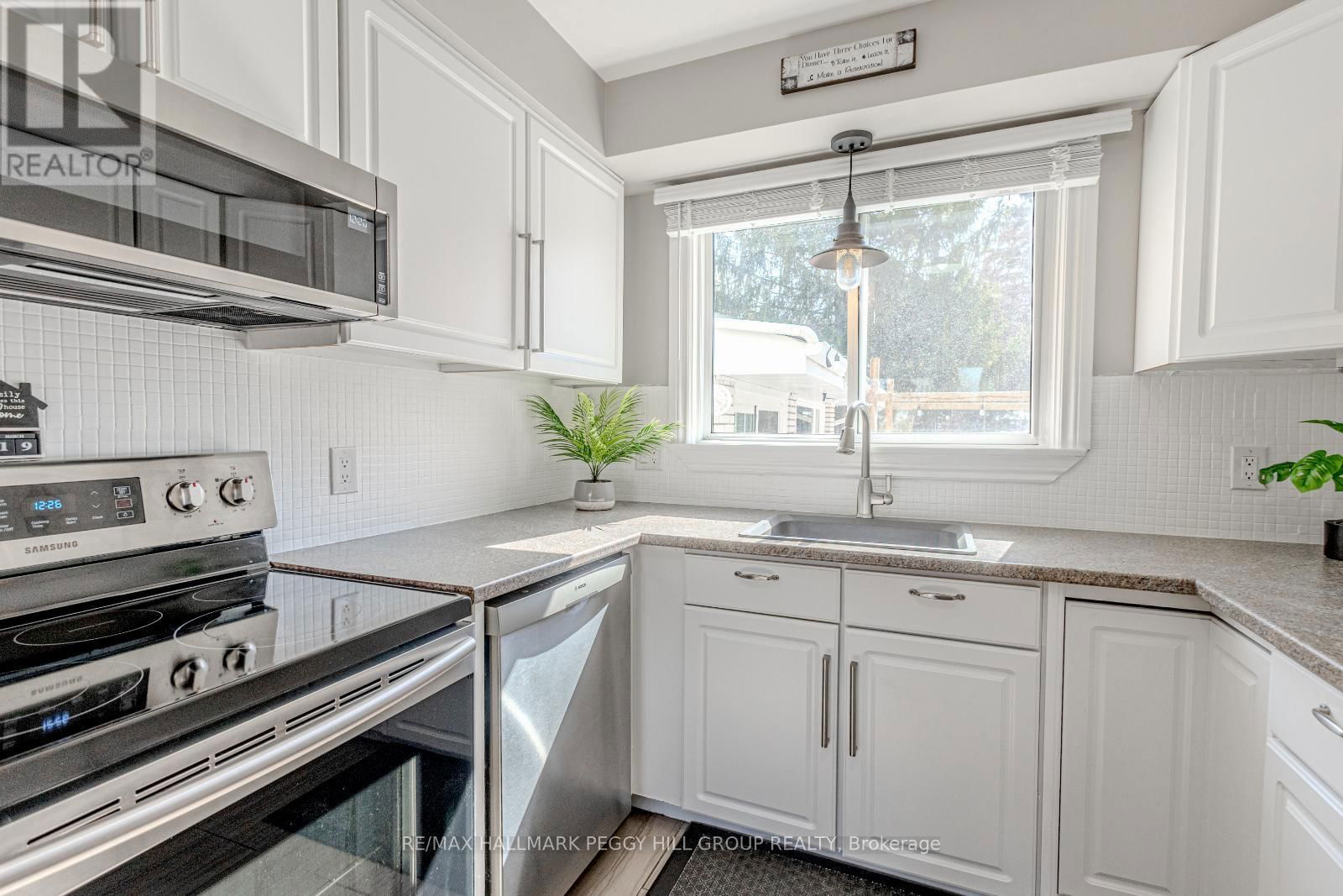 233 GROVE STREET EAST Image 8