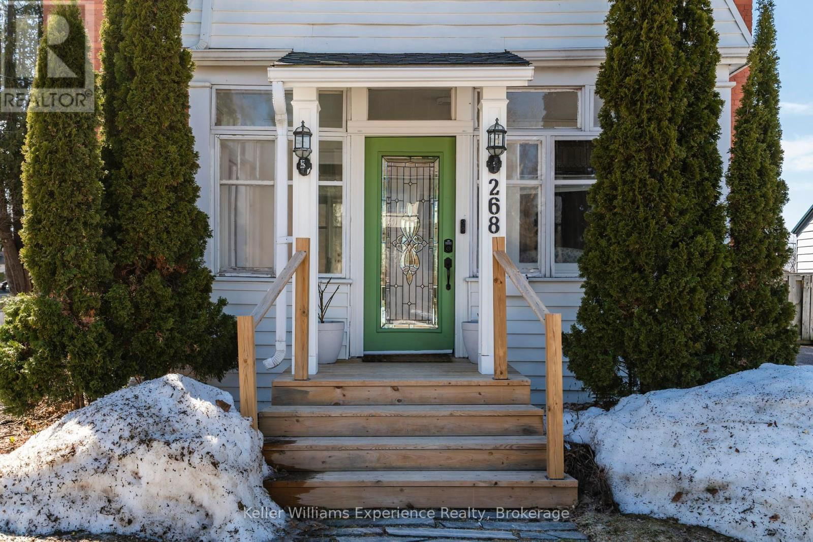268 RUSSELL STREET Image 4