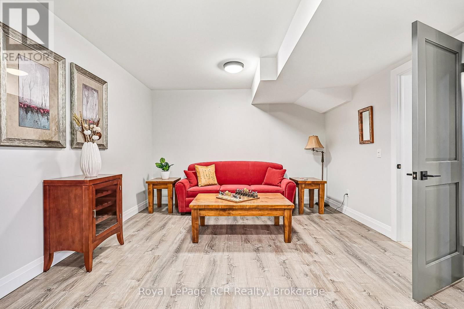 4 MEADOWLARK WAY Image 33