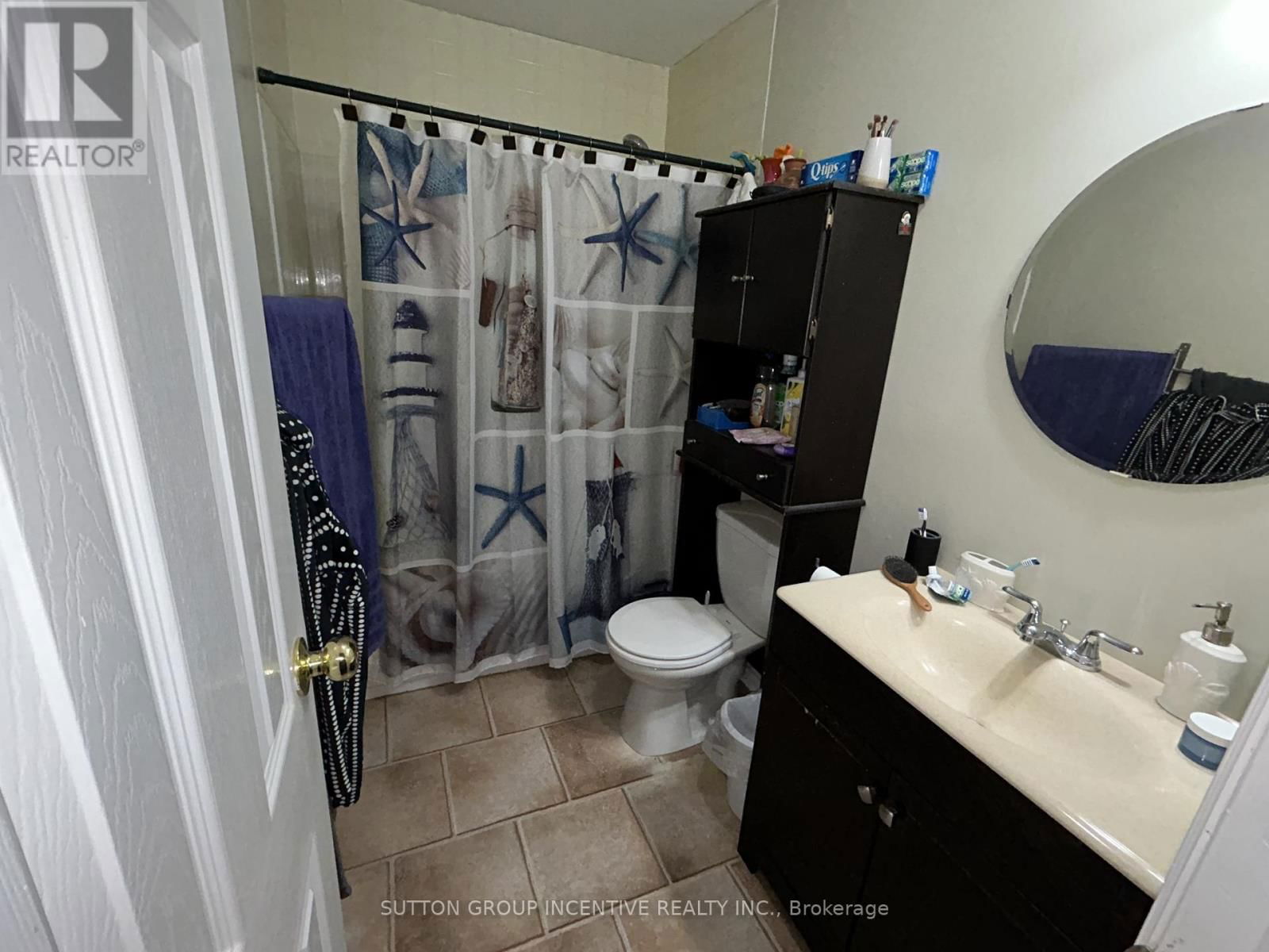 553 TENTH STREET Image 10