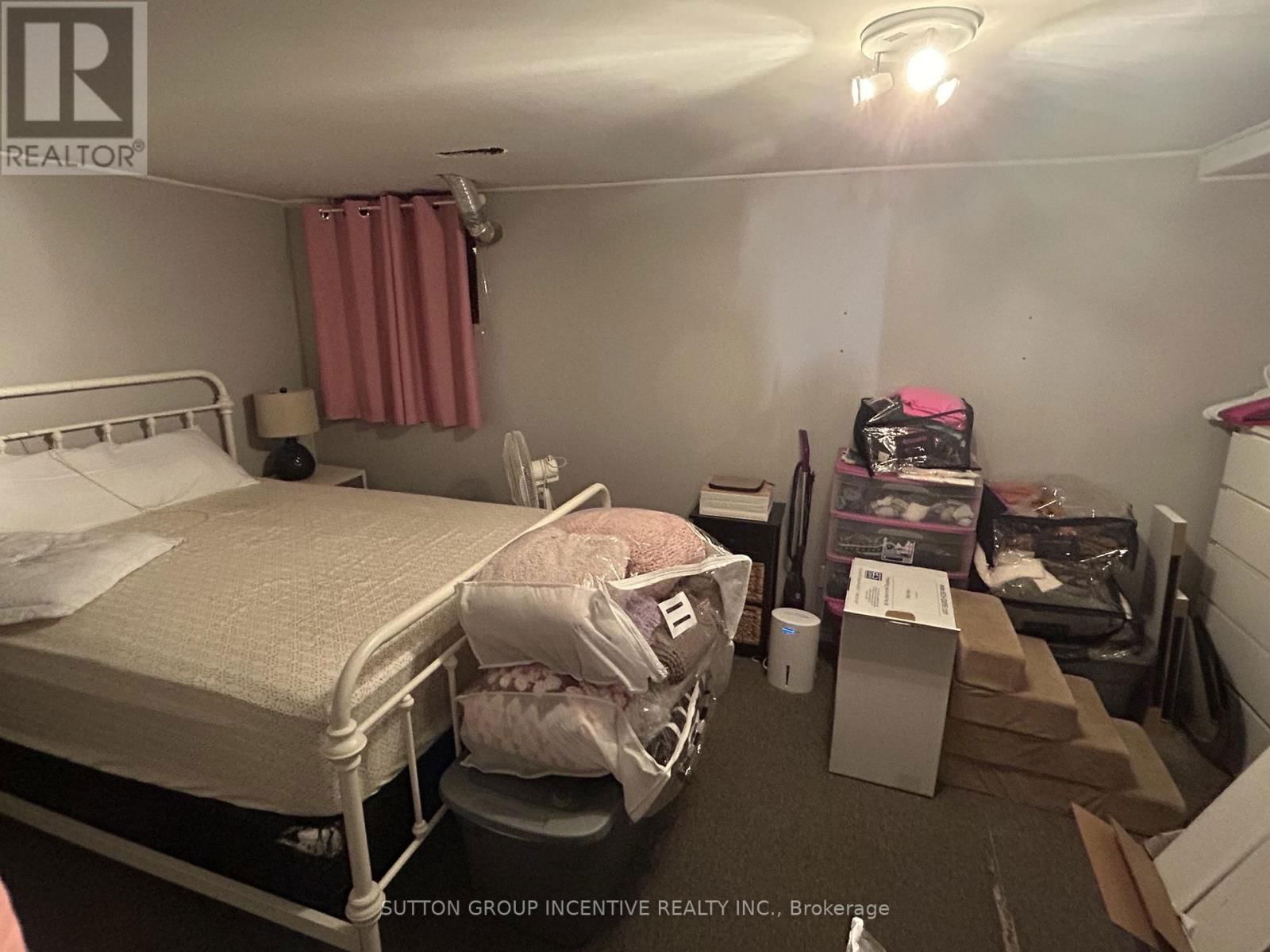 553 TENTH STREET Image 15