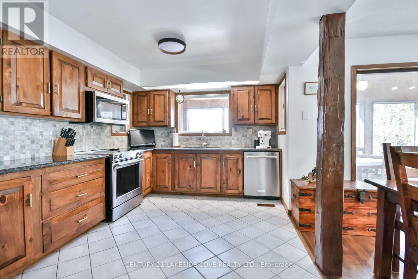 42 THICKETWOOD PLACE Image 11