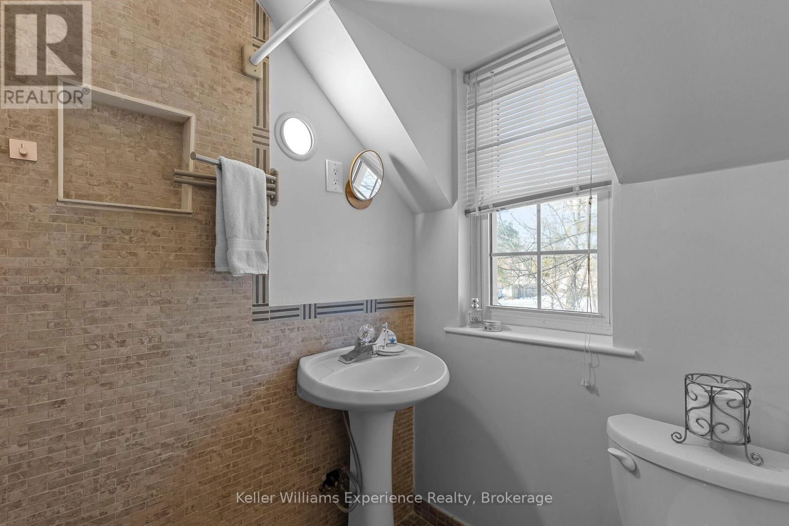 57 COLDWATER ROAD Image 13