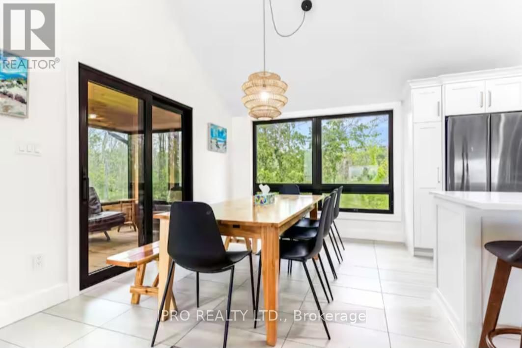 39 LONG POINT ROAD Image 15