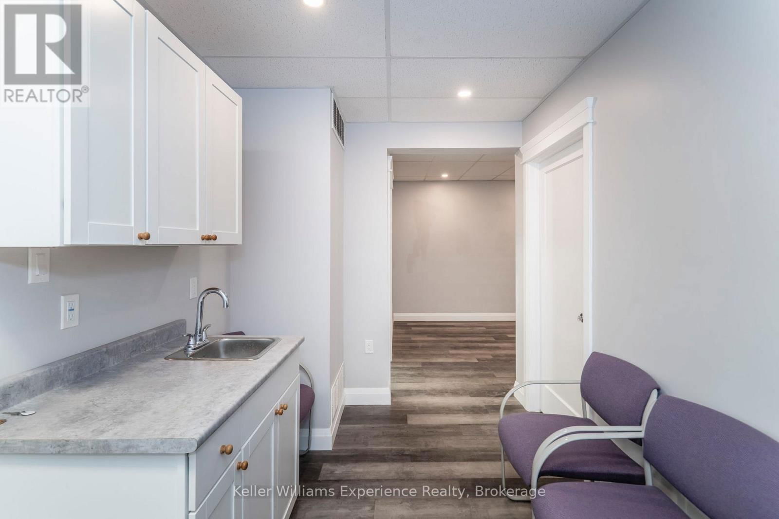 296 KING STREET Image 12