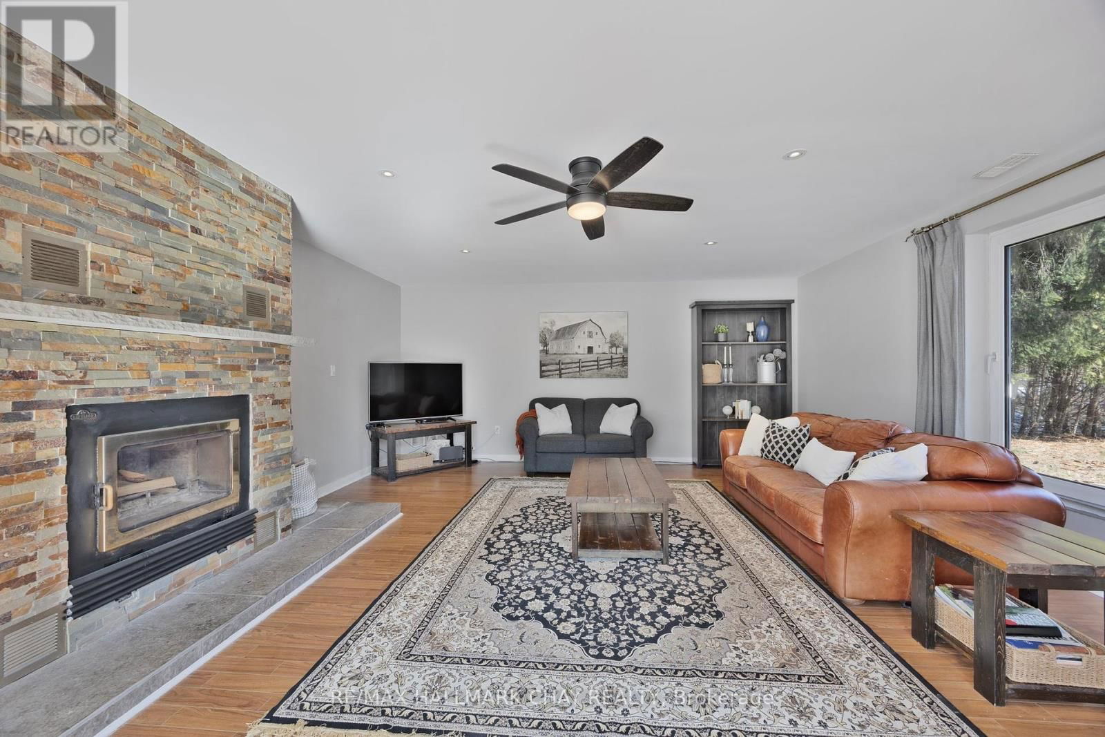 288 STEELES LINE Image 32