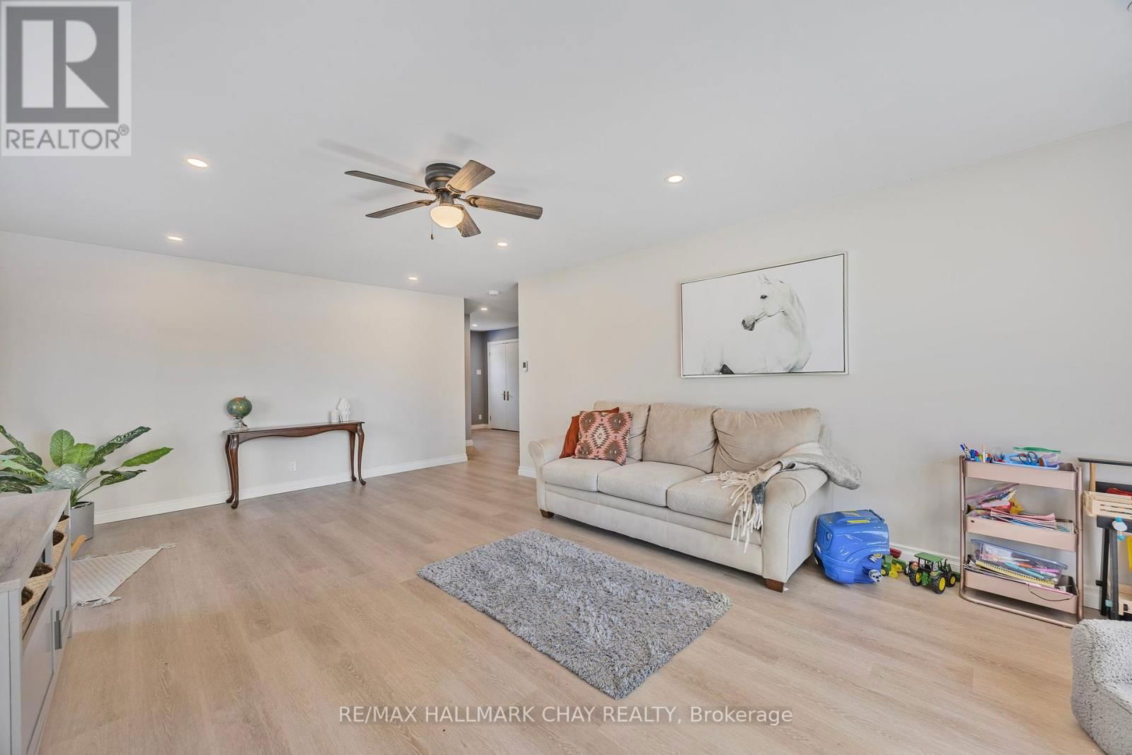 288 STEELES LINE Image 43