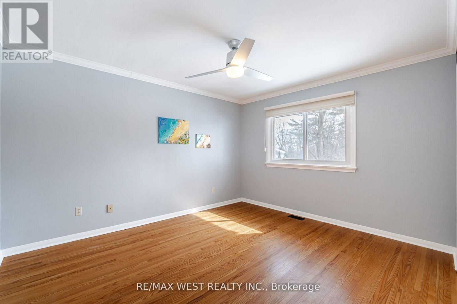 105 SHIRLEY AVENUE Image 14