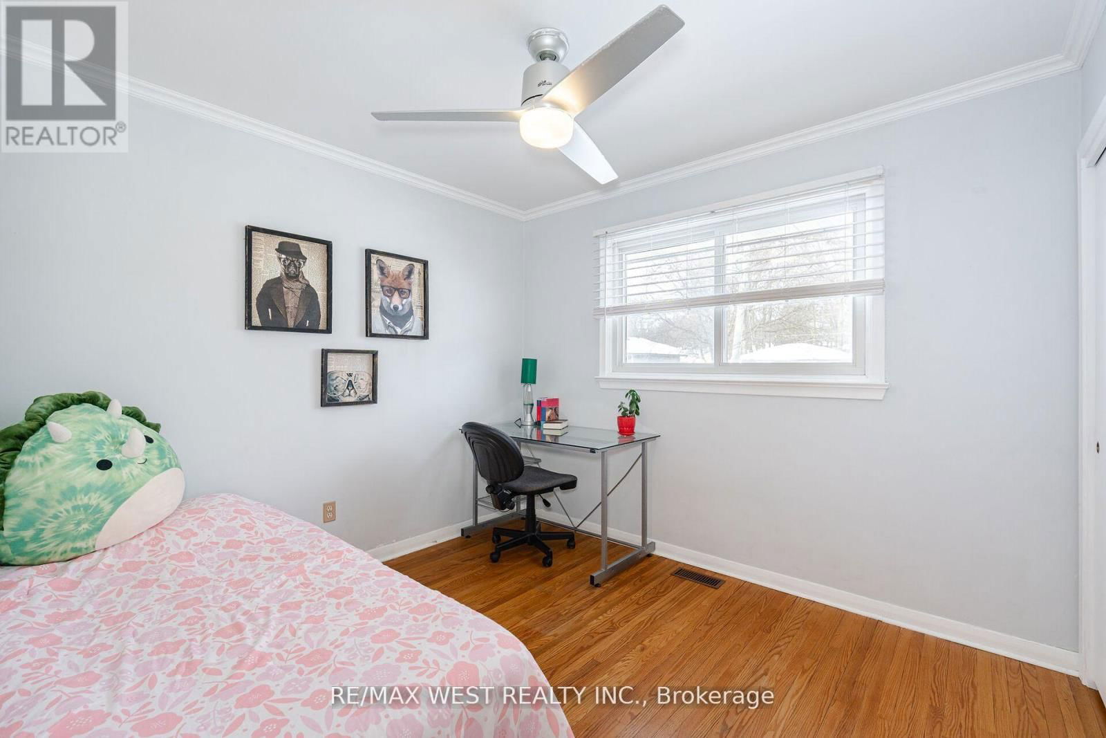 105 SHIRLEY AVENUE Image 17