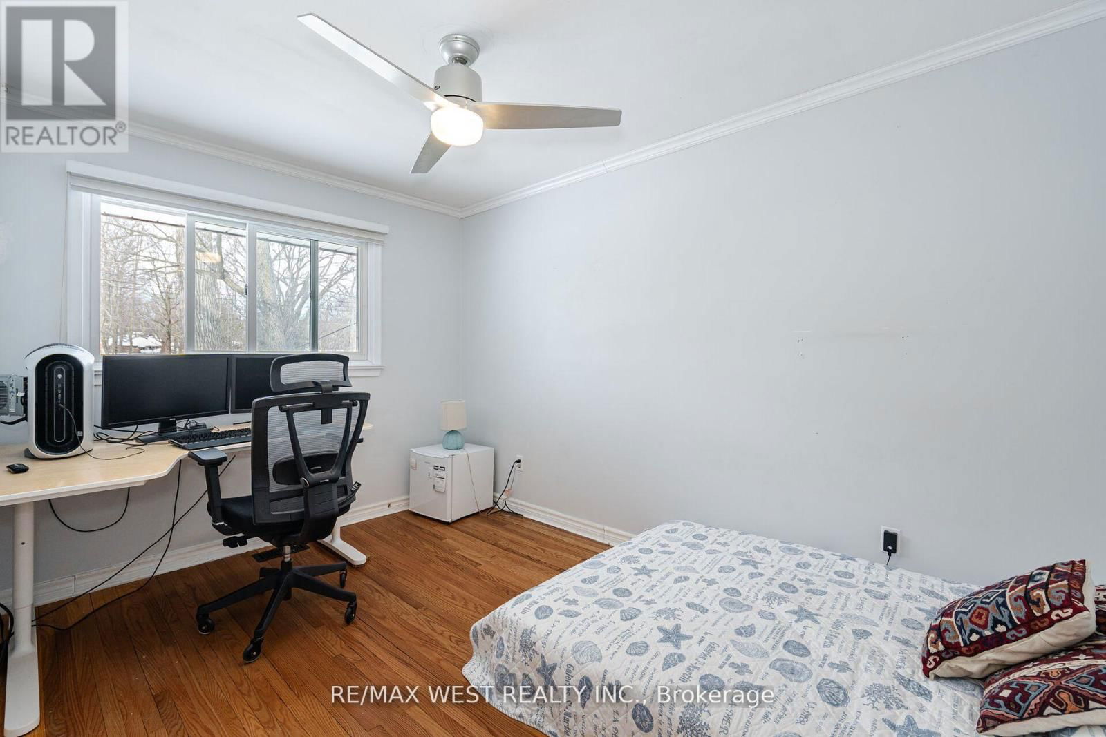 105 SHIRLEY AVENUE Image 18