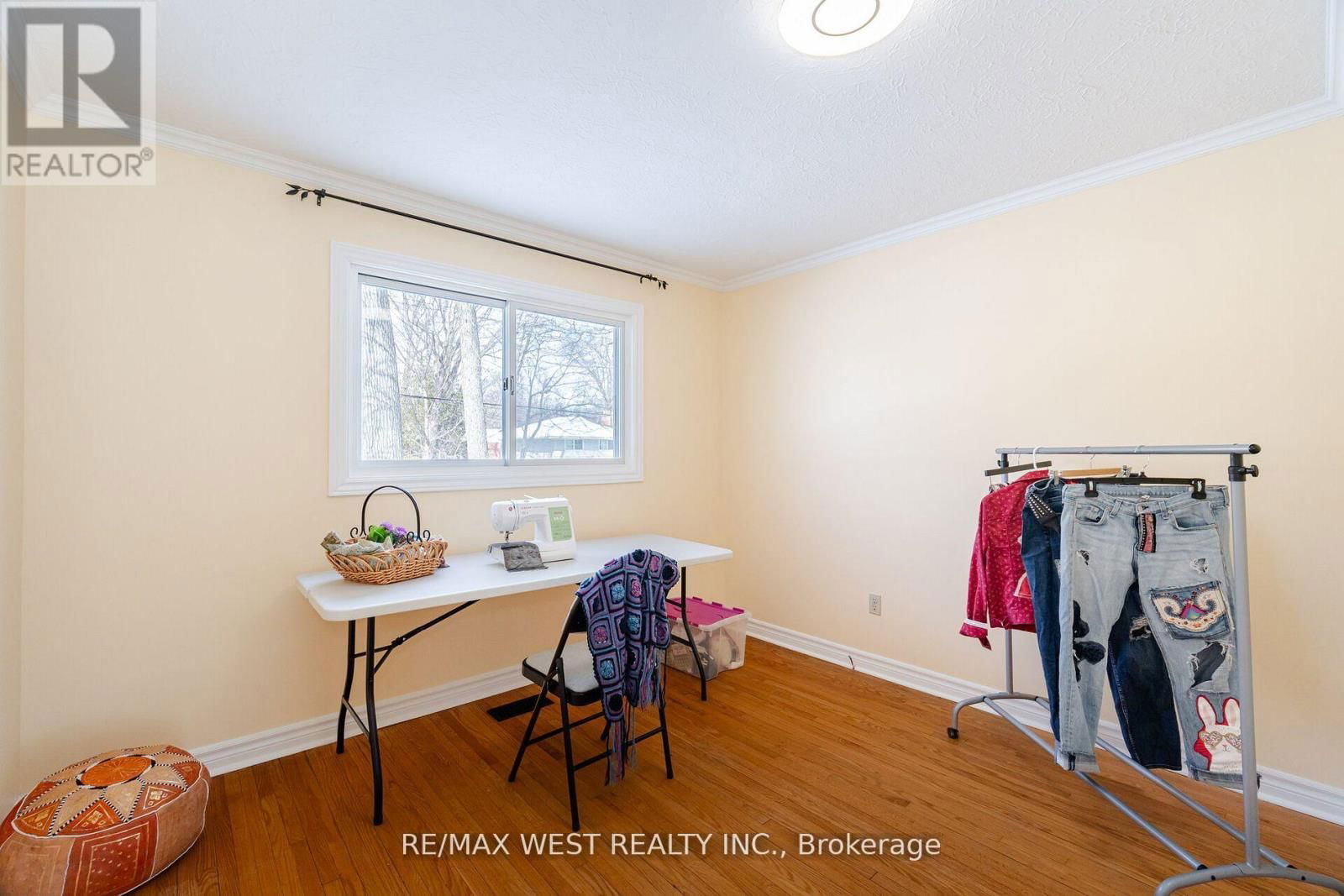 105 SHIRLEY AVENUE Image 25