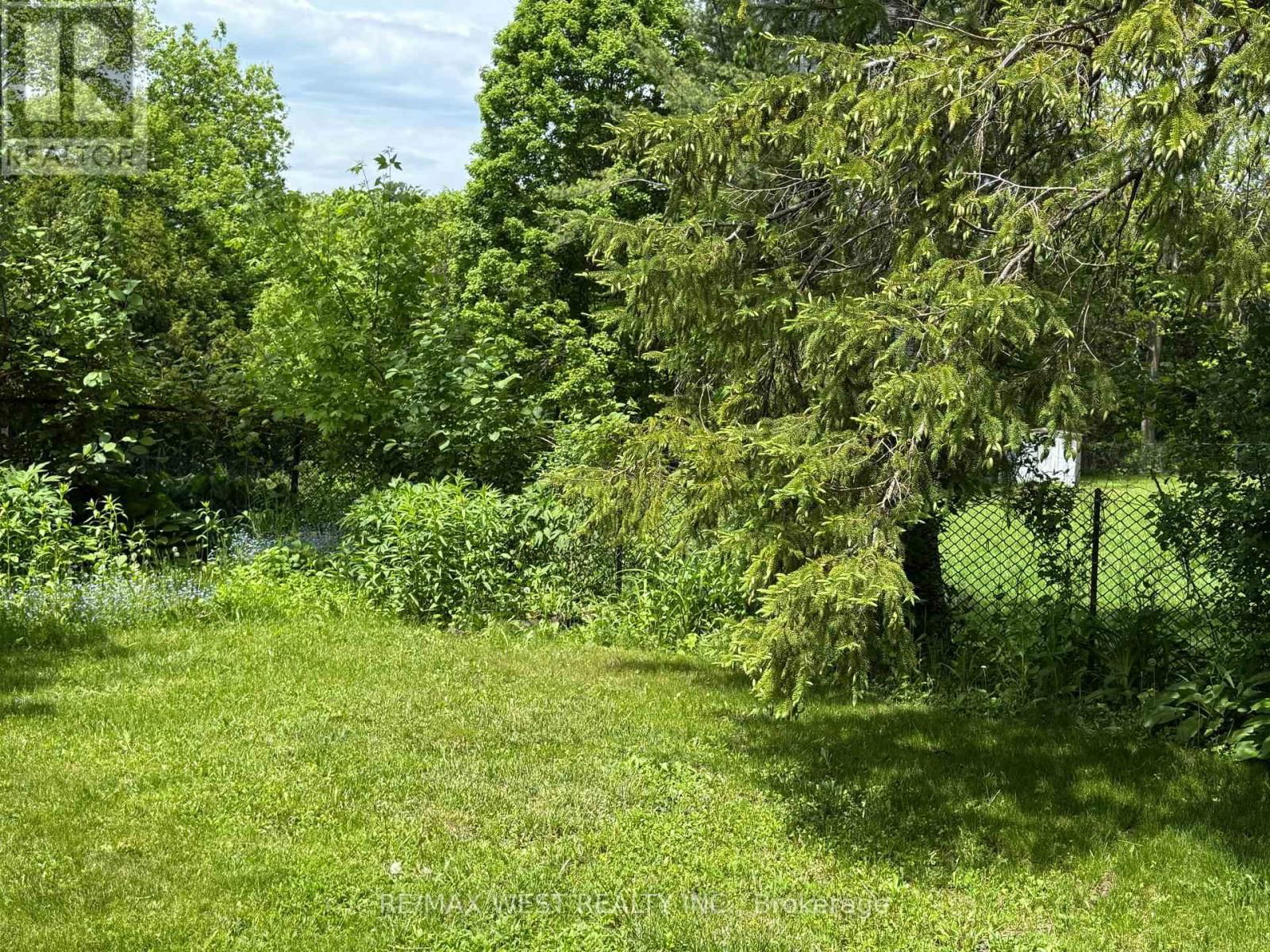 105 SHIRLEY AVENUE Image 39