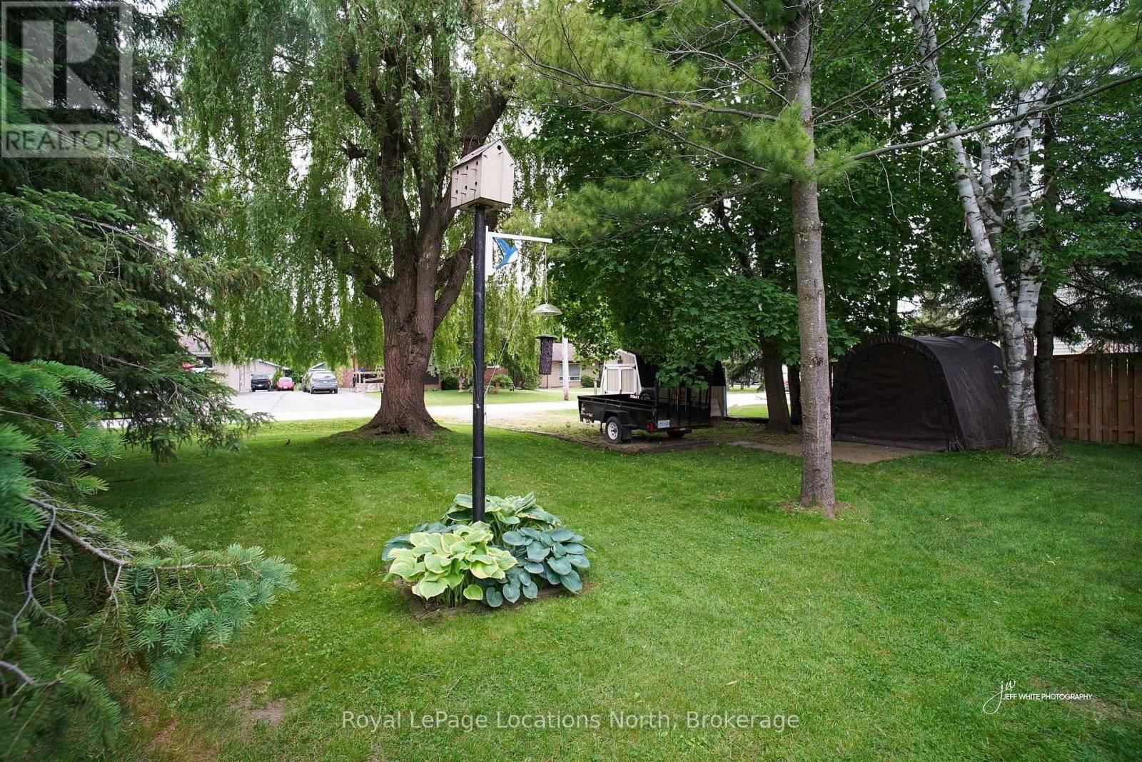 221 JOHN STREET Image 27