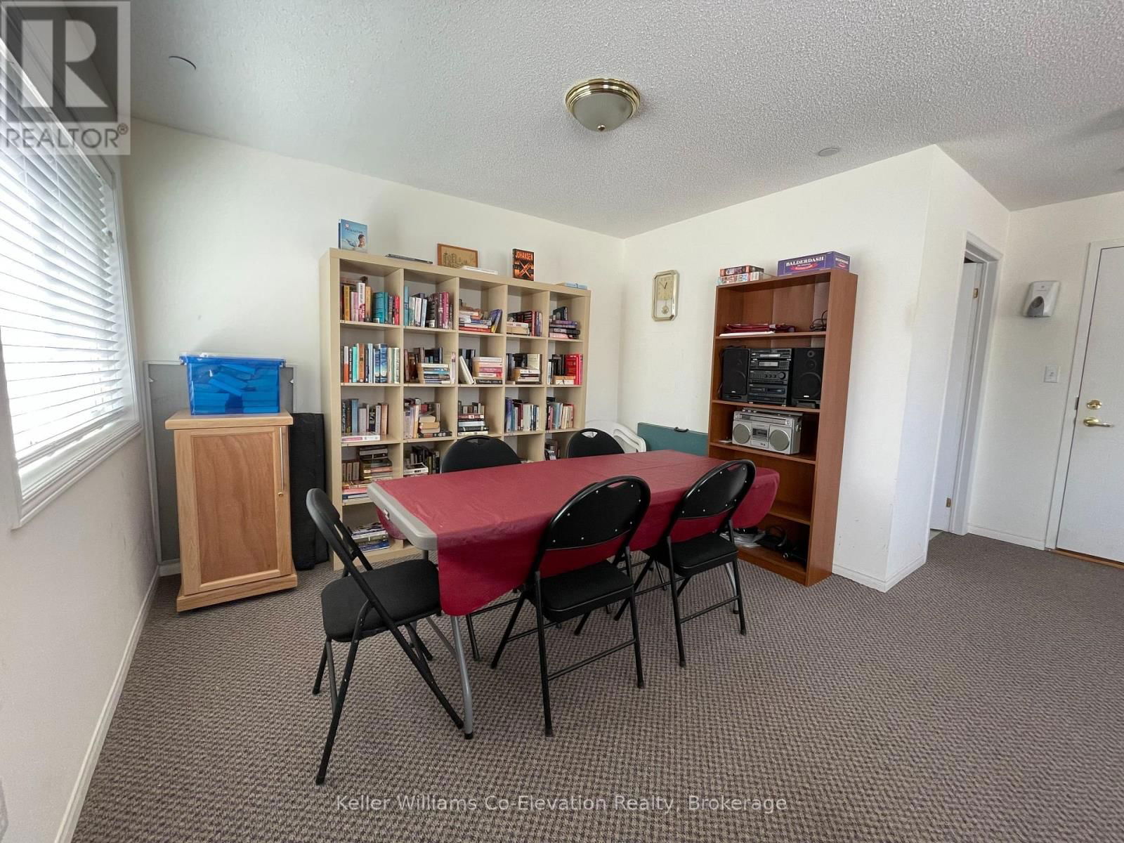 302 - 4 BECK BOULEVARD Image 30