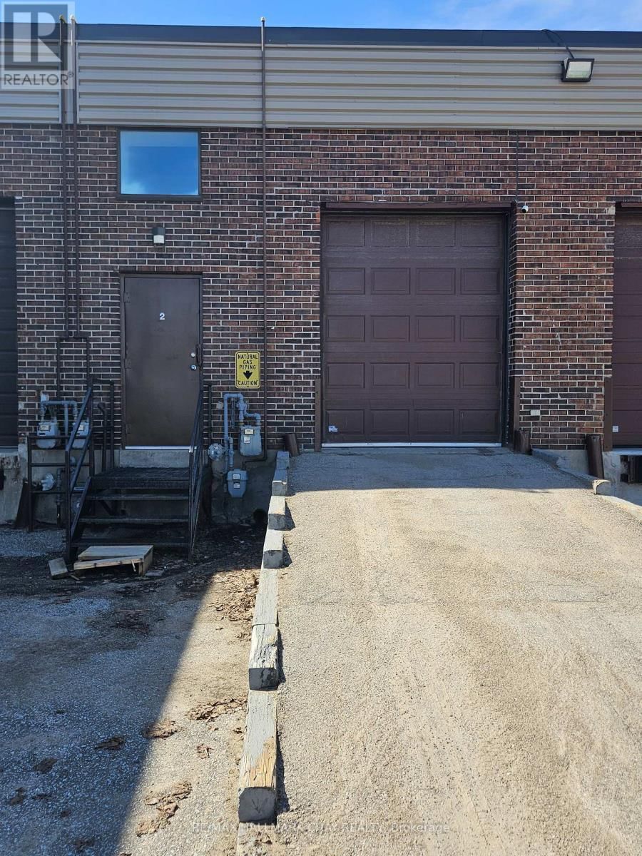 2 - 4 ALLIANCE BOULEVARD Image 9