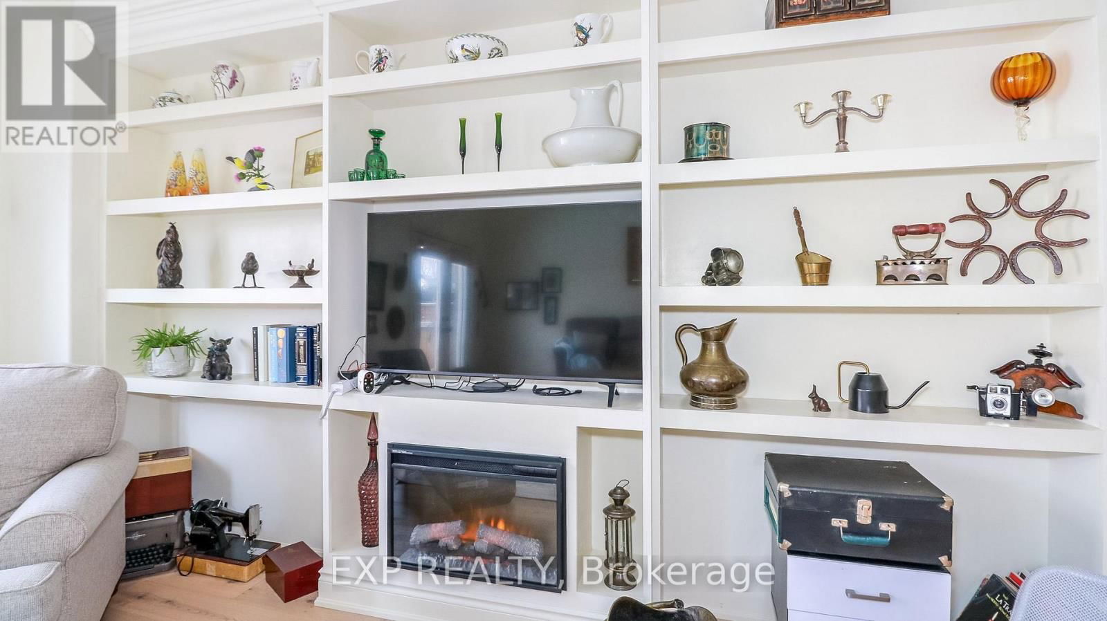 23 - 125 HURONIA ROAD Image 21
