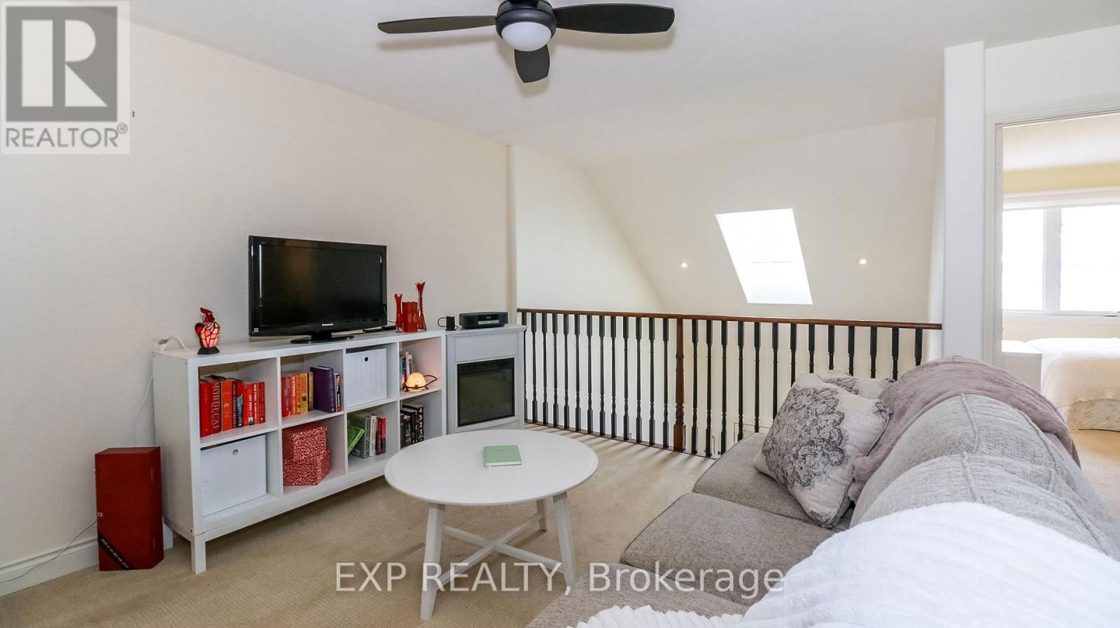 23 - 125 HURONIA ROAD Image 32
