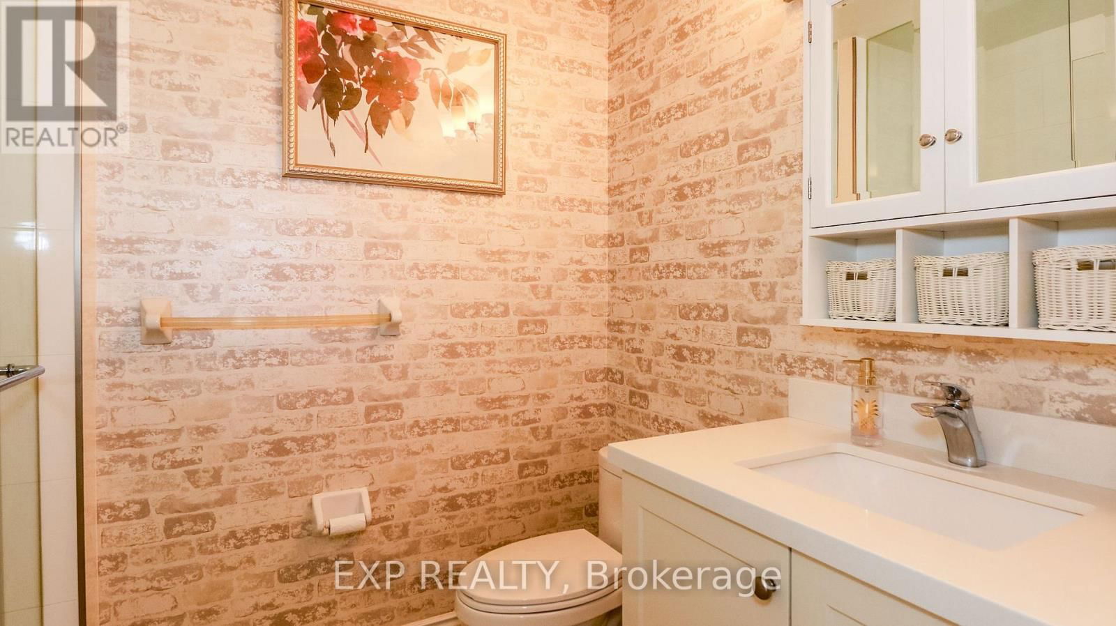 23 - 125 HURONIA ROAD Image 34