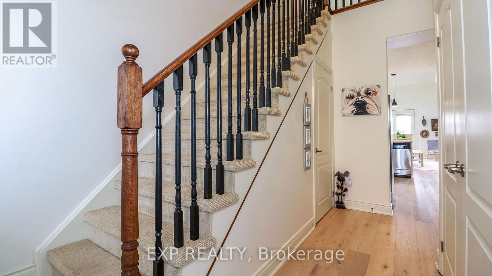 23 - 125 HURONIA ROAD Image 6