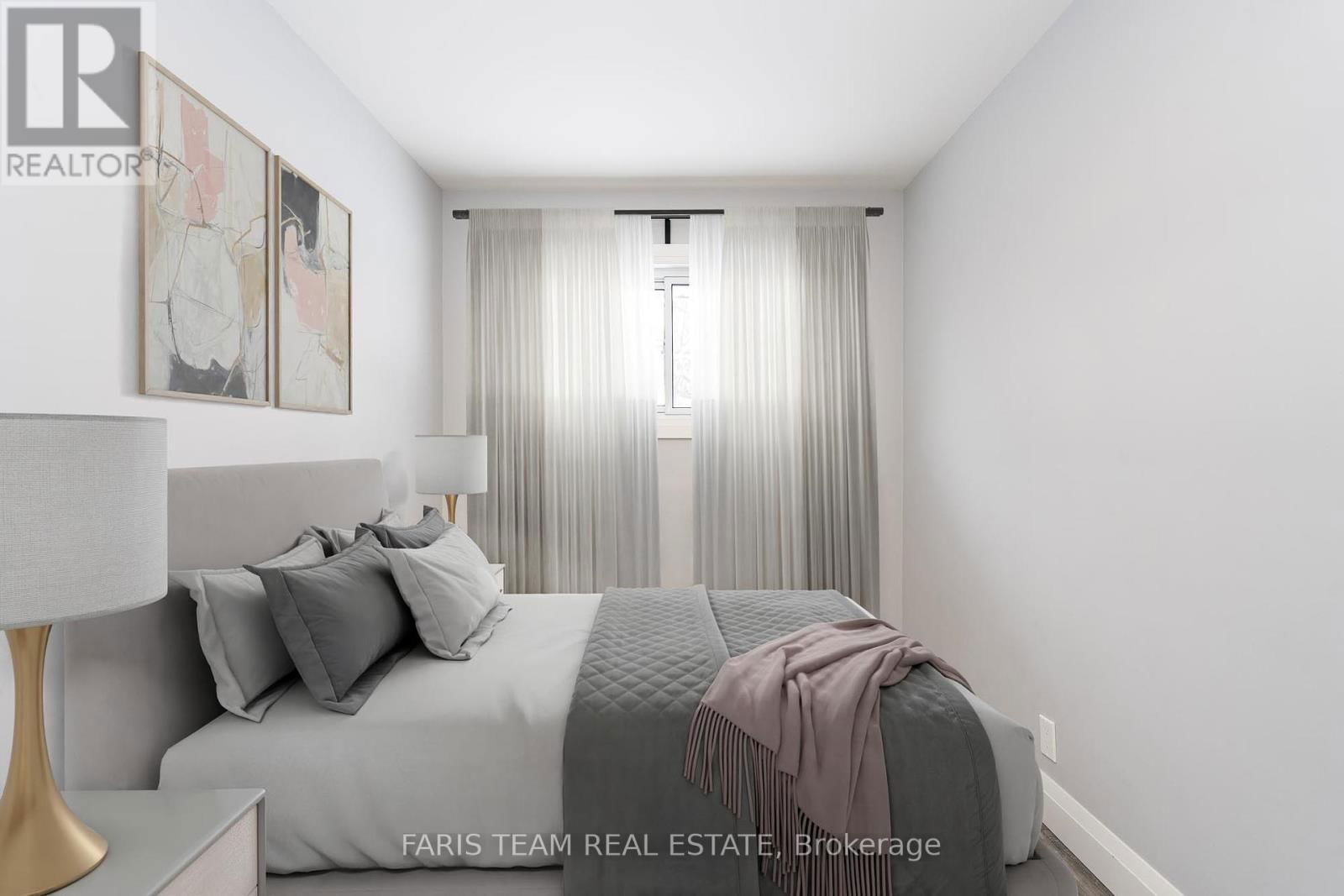 135 GUNN STREET Image 9