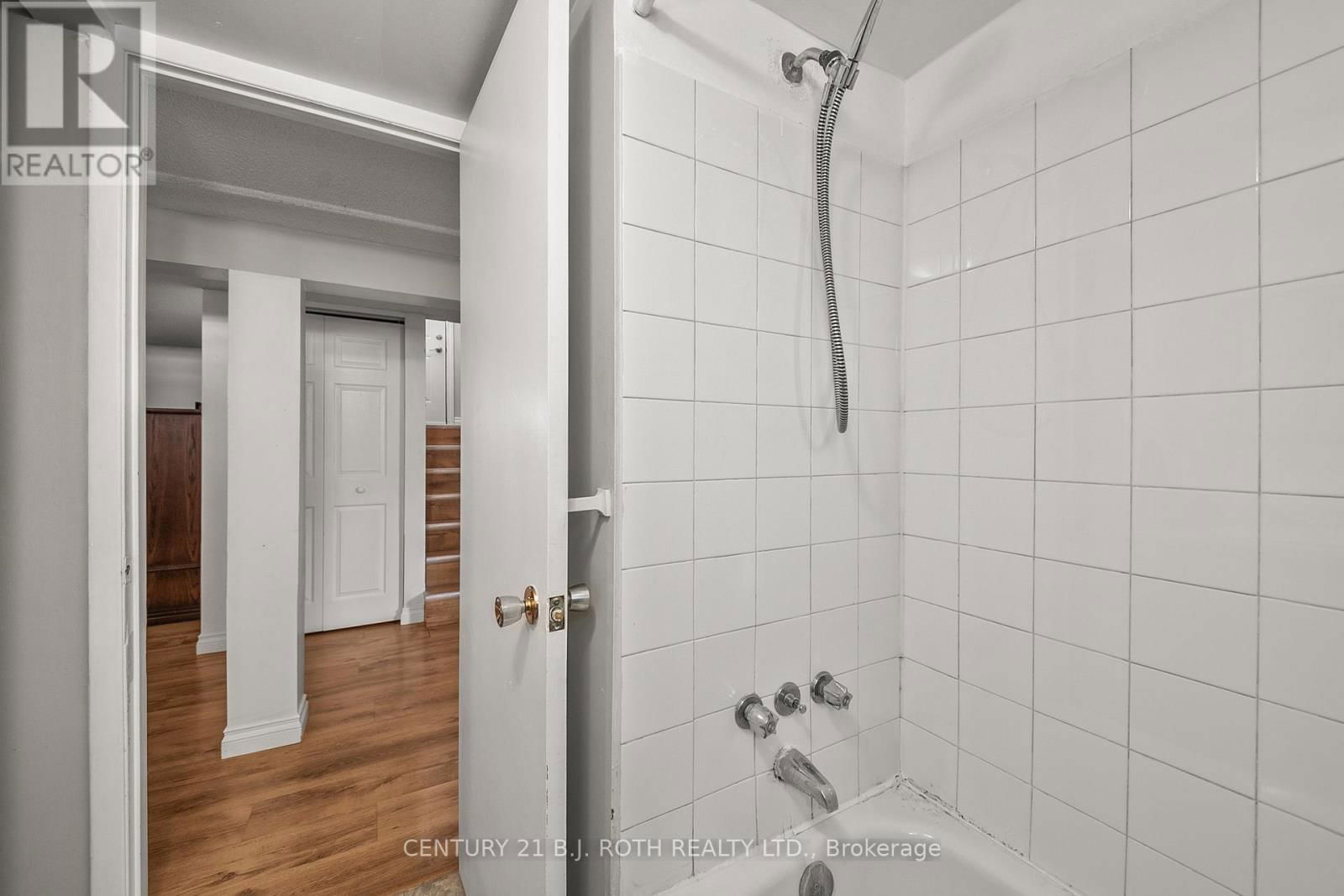193 ELIZABETH STREET Image 31