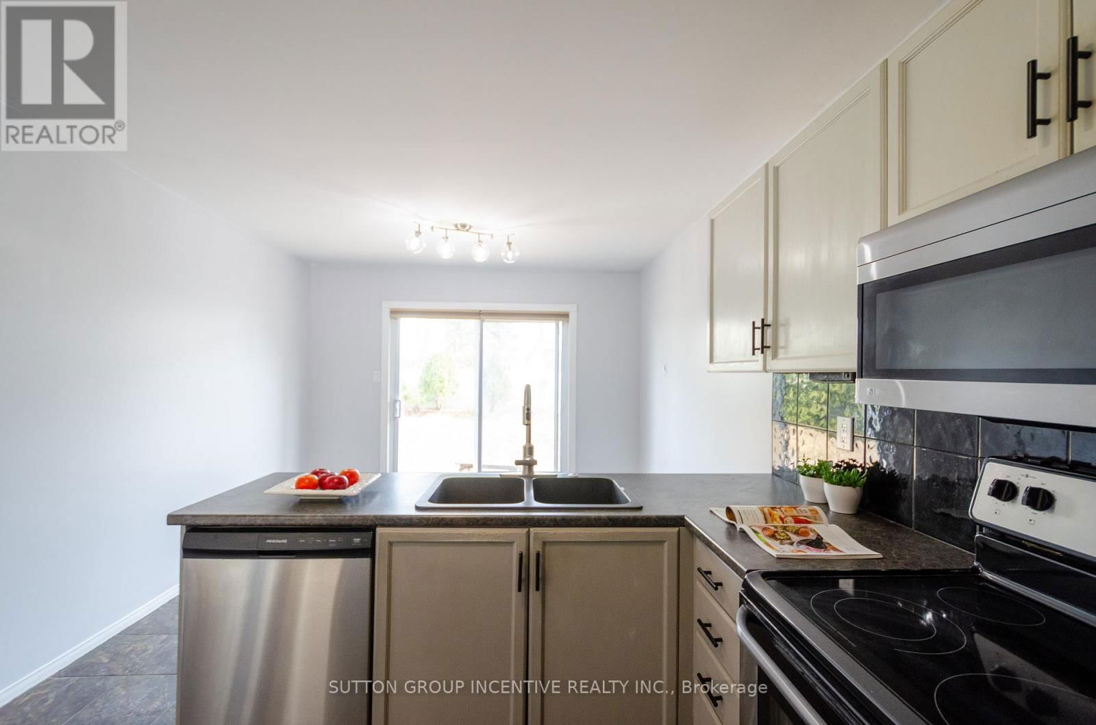 26 INGRAM COURT Image 8