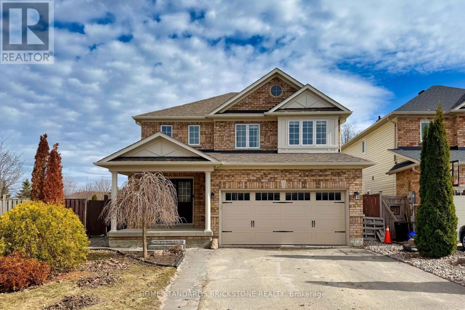 37 LAKE CRES STREET Image 1