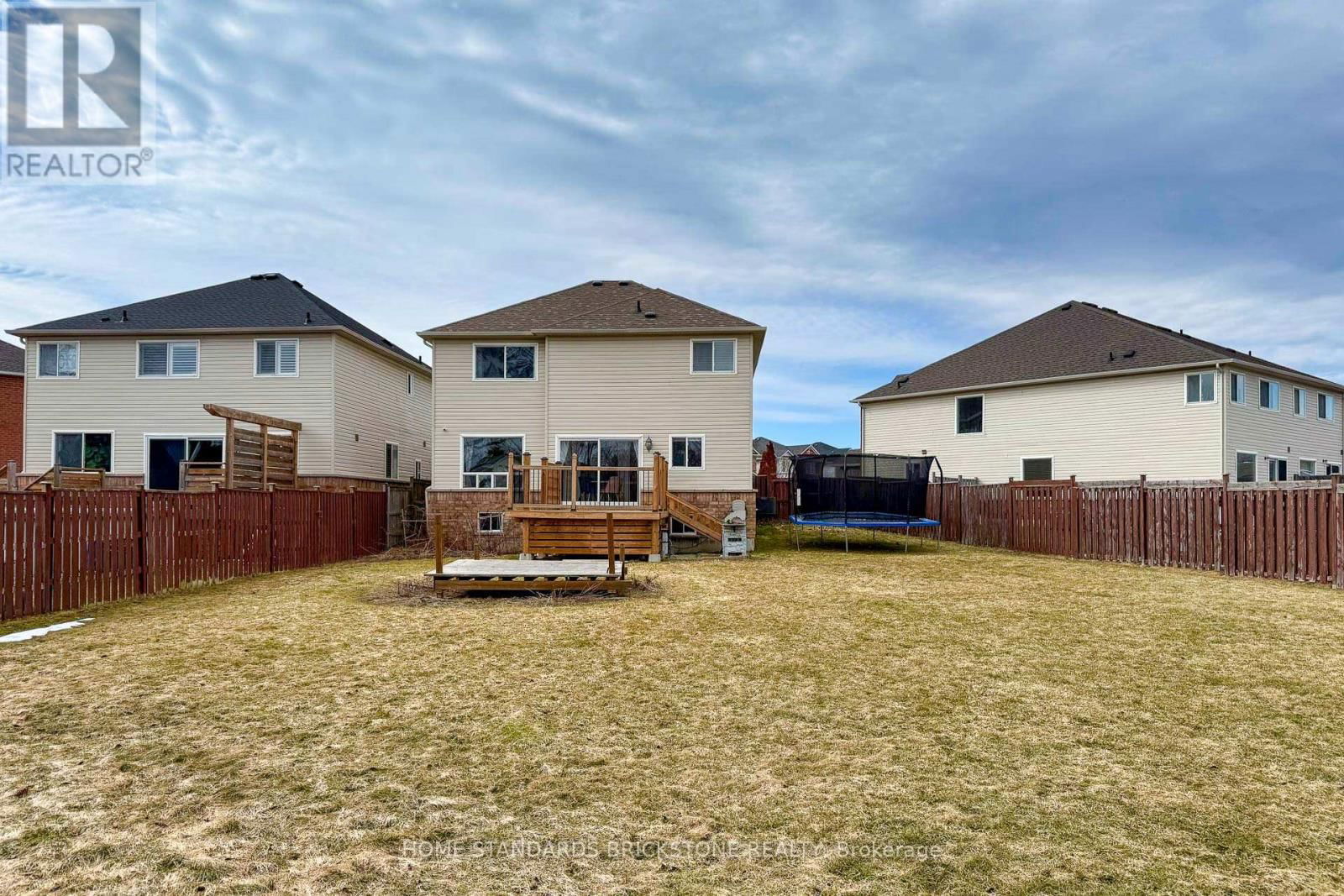 37 LAKE CRES STREET Image 24