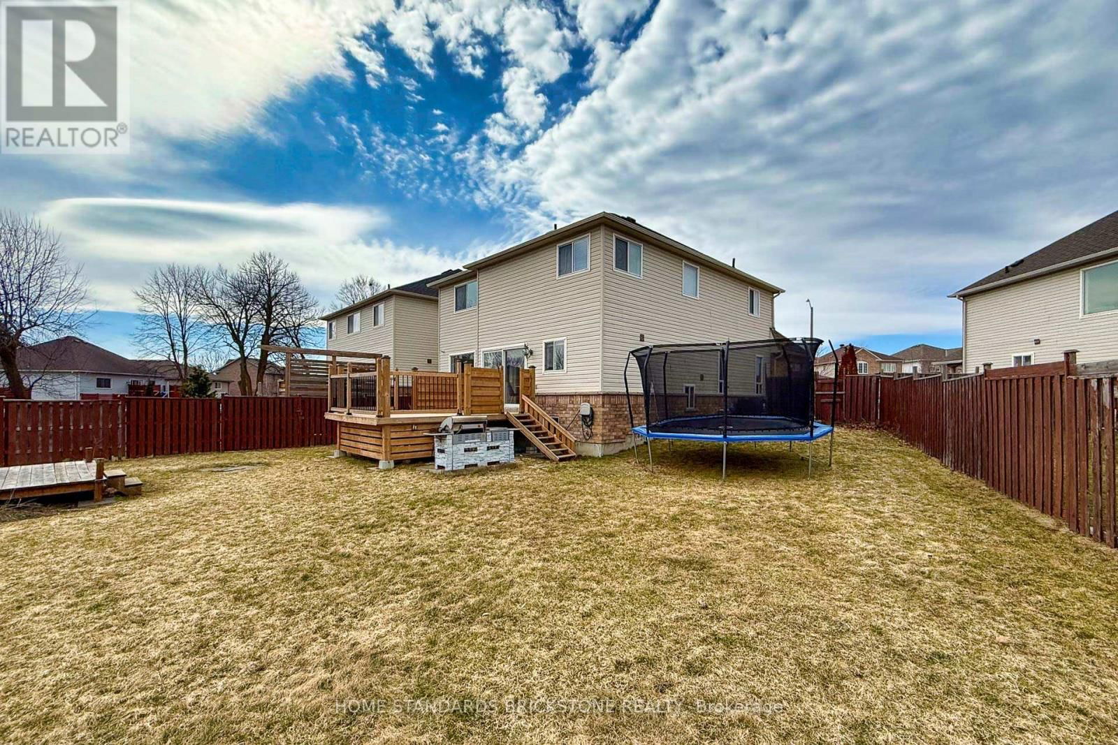 37 LAKE CRES STREET Image 26